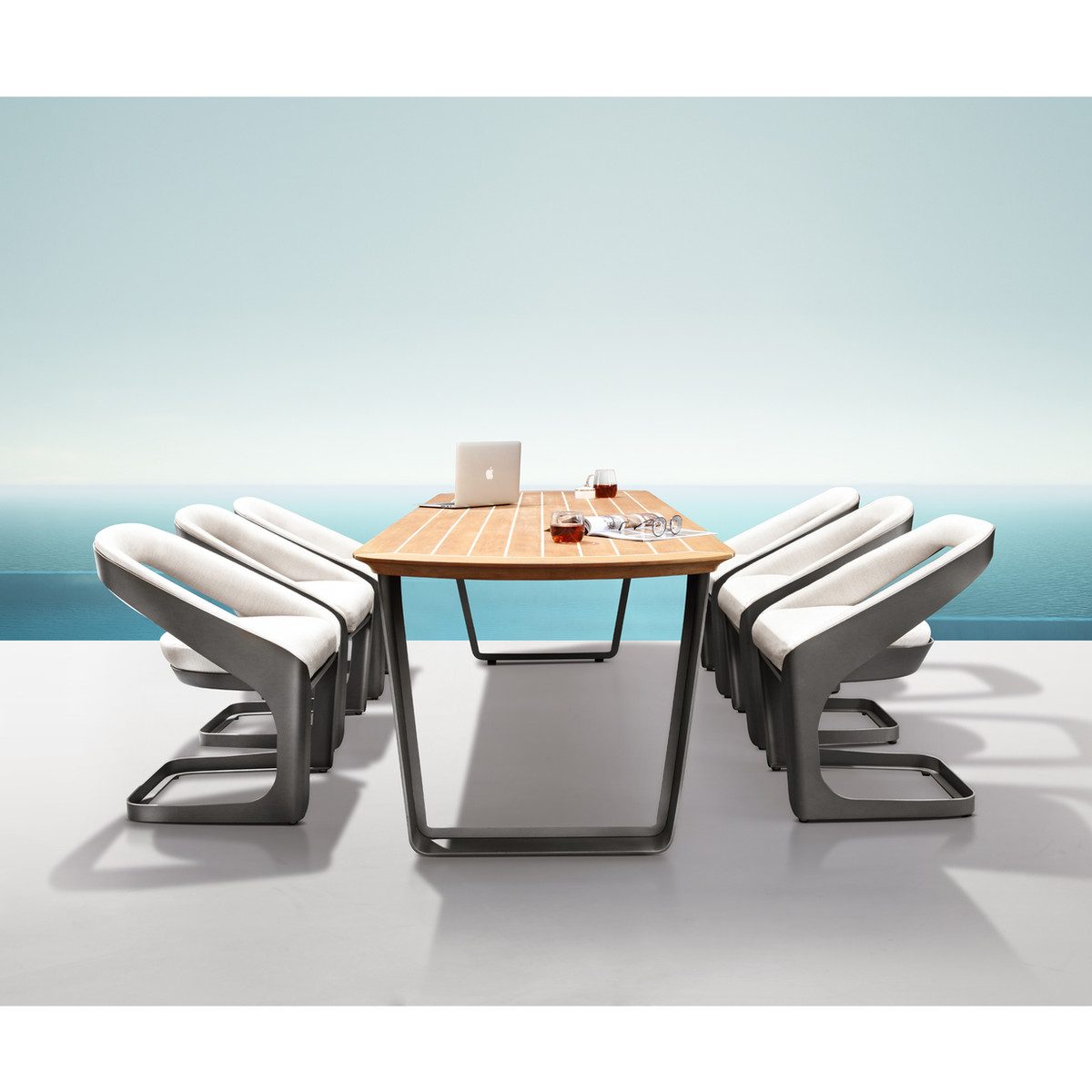 Onda Teak Outdoor Dining Set For 8-person